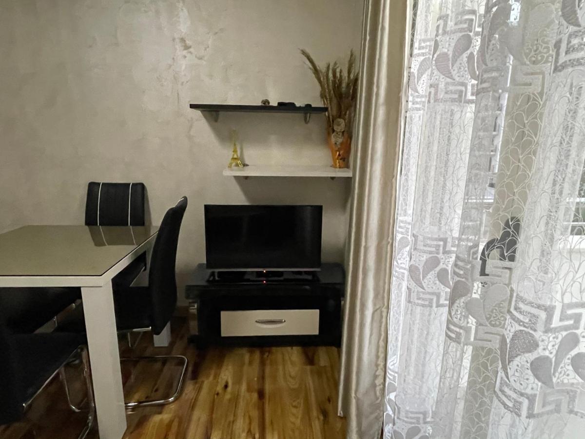 Zevs 1 Apartment Budva